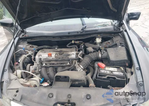 2011 Honda Accord 2.4 Se from USA, damaged, VIN 1HGCP2F69BA136531